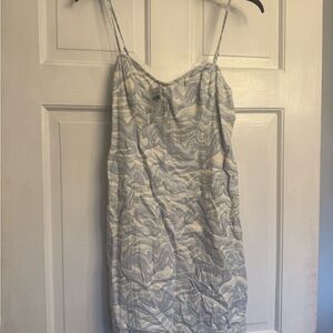 Abercrombie NWT Blue and White Swirl Pattern Dress